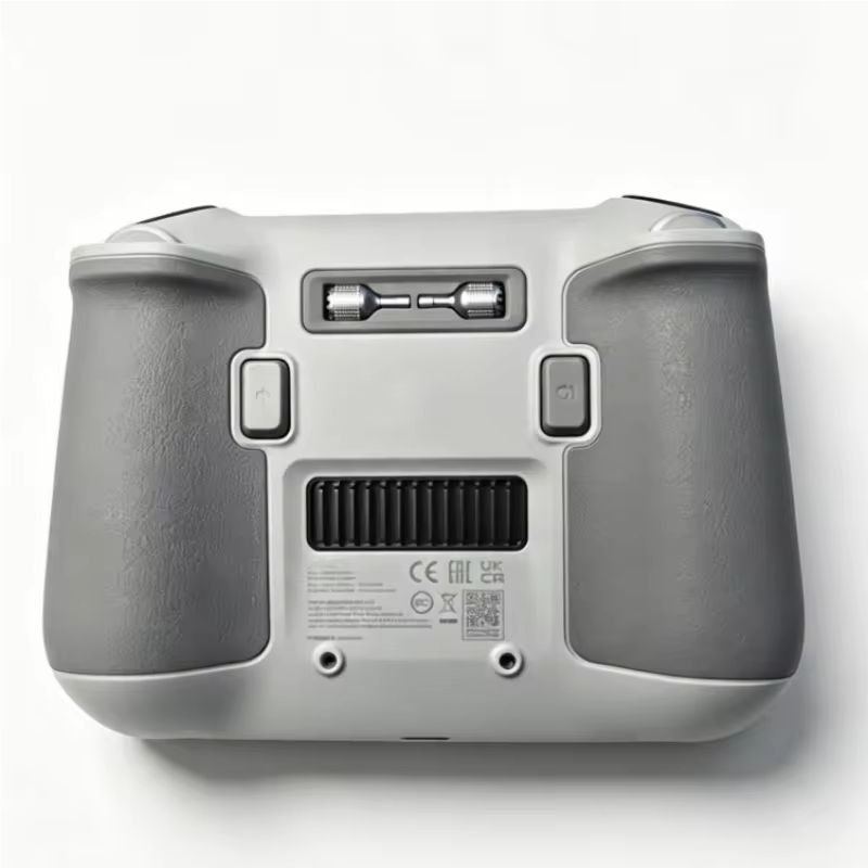 5,5-дюймовый FHD-экран, пульт  – обзор и цена Dji Drone Air 3